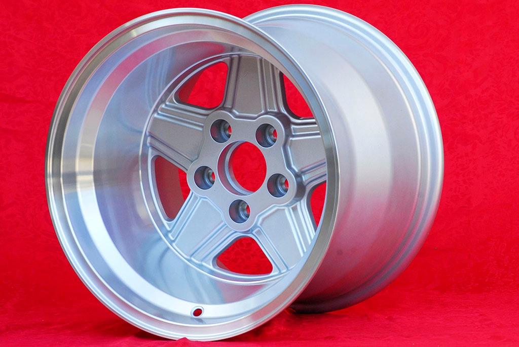 1 pc. jante Mercedes Penta 12x15 ET-25 w107 w108 w LesAnciennes.com