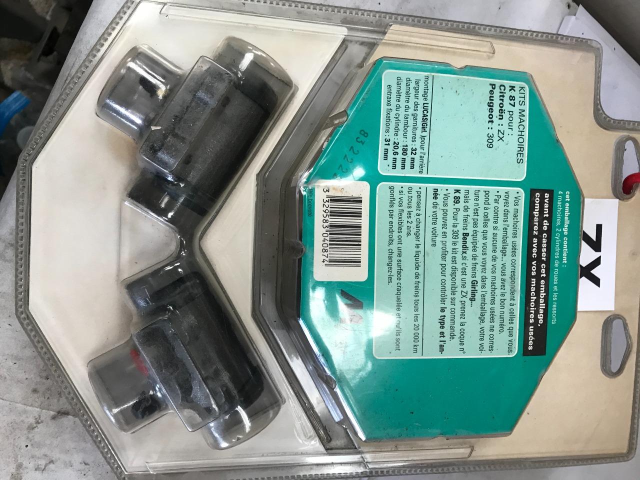 Kit machoires de frein PEUGEOT 309 CITROEN ZX LesAnciennes.com