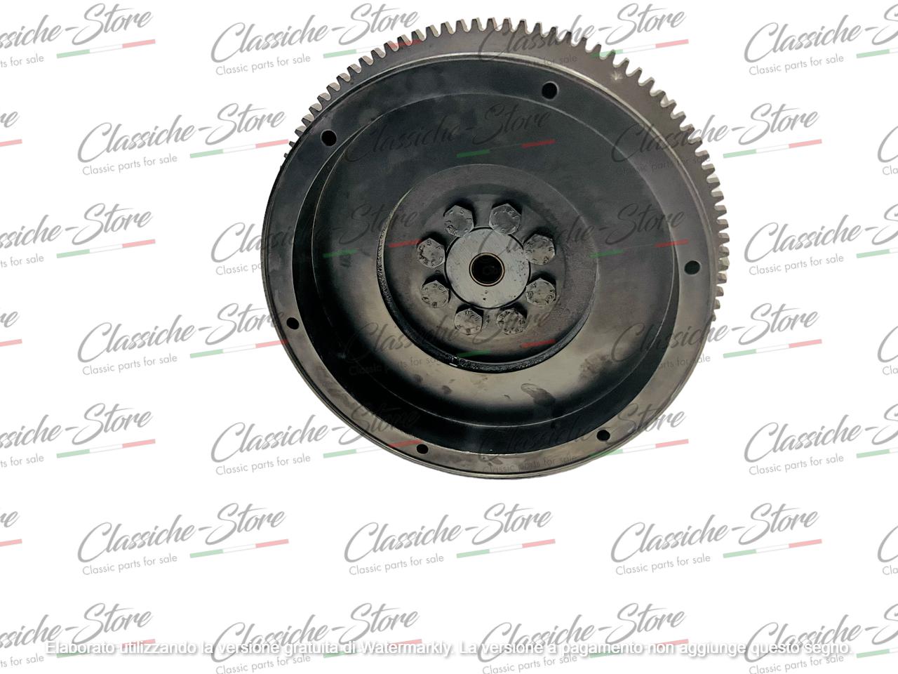 Vilebrequin allégé + volant moteur Alfa Romeo 101/ LesAnciennes.com