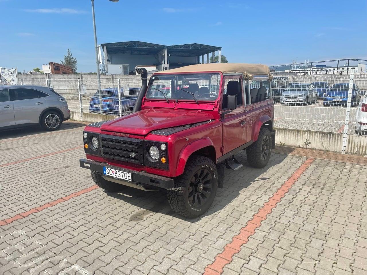1996 Land Rover Defender 300TDi LesAnciennes.com
