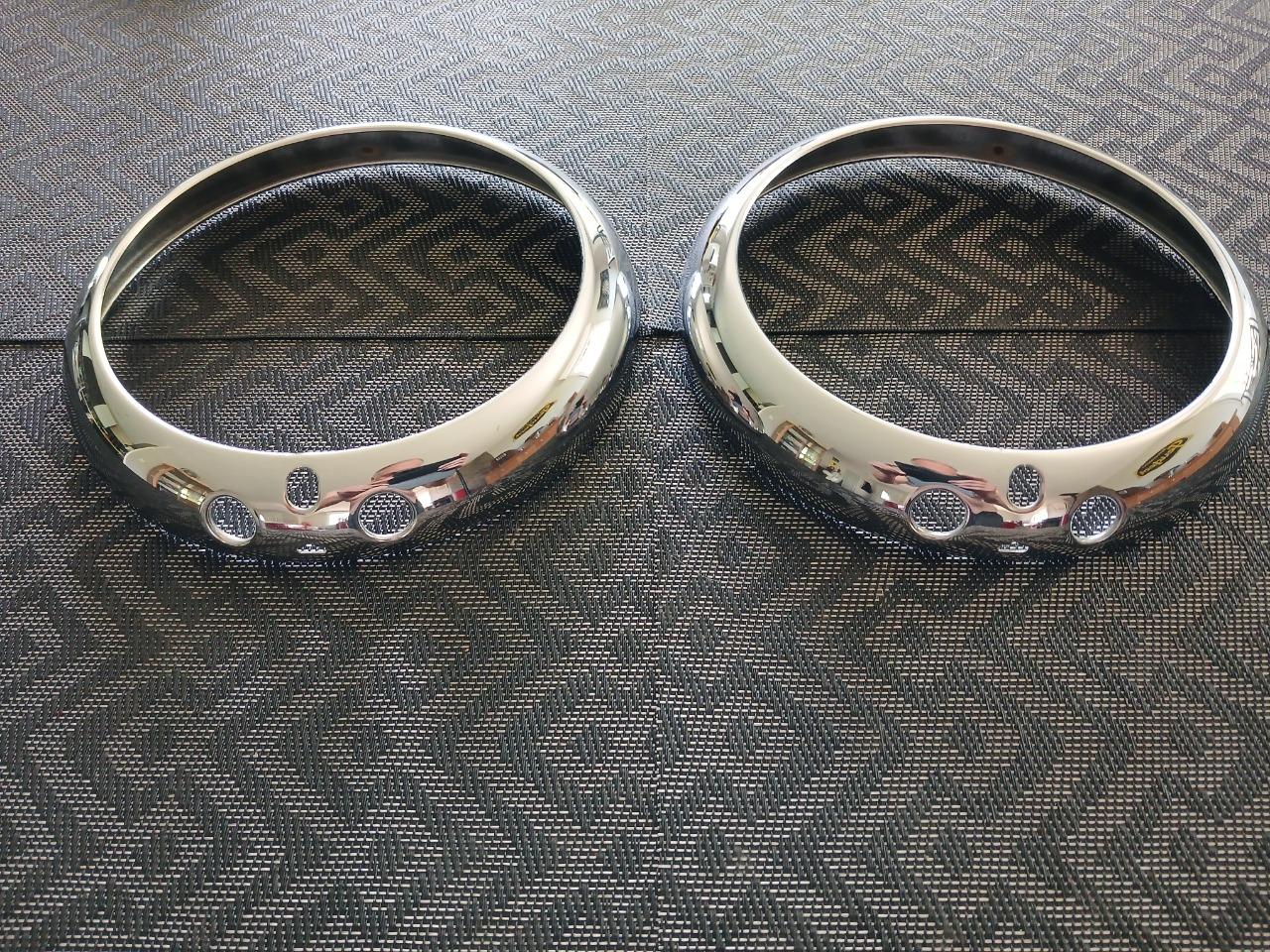 Cerclages de phares PEUGEOT 403 LesAnciennes.com