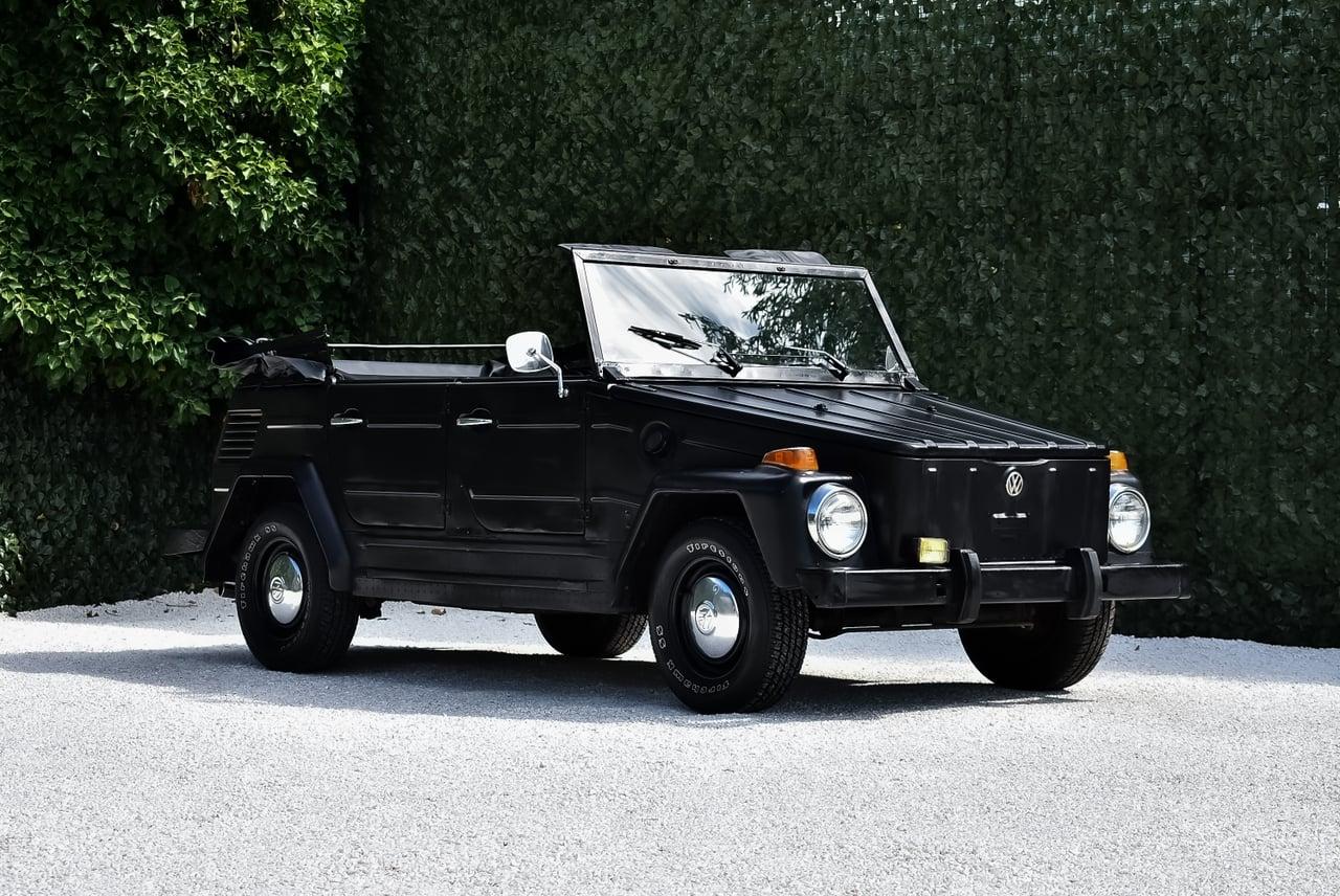 1973 Volkswagen 181 Thing Convertible 1,6L LesAnciennes.com