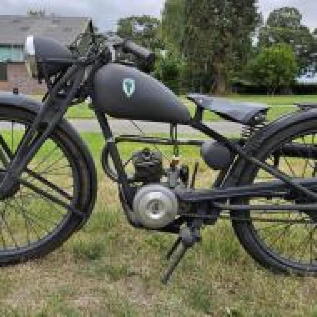 1937 DKW RT100 german wehrmacht LesAnciennes.com