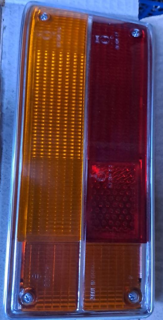 Cabochon Feux arriere OPEL Ascona LesAnciennes.com