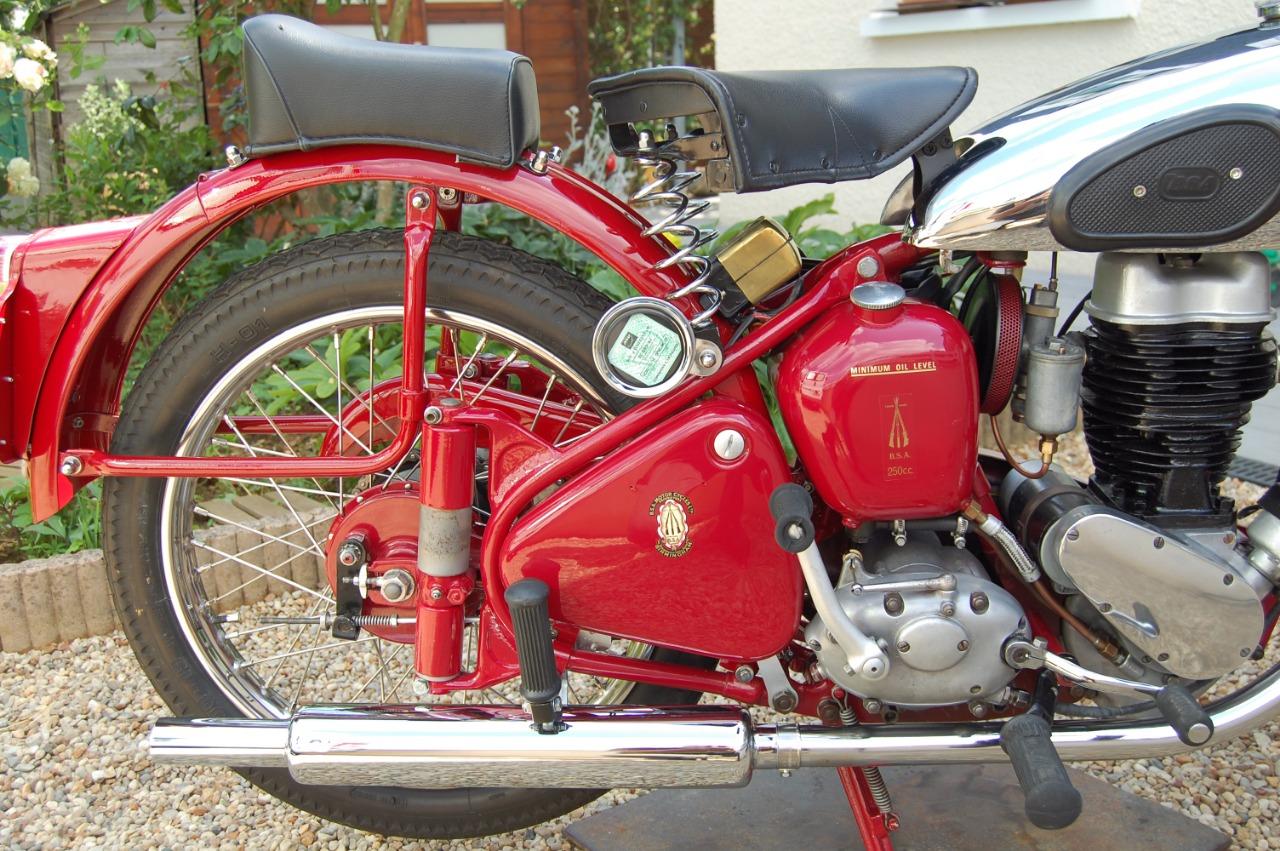 BSA C11 SL - 1952 LesAnciennes.com