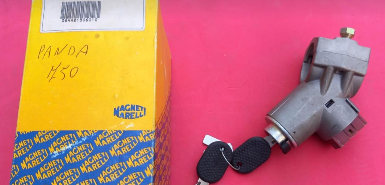 FIAT Panda 750 serrure de contact magneti marelli LesAnciennes.com