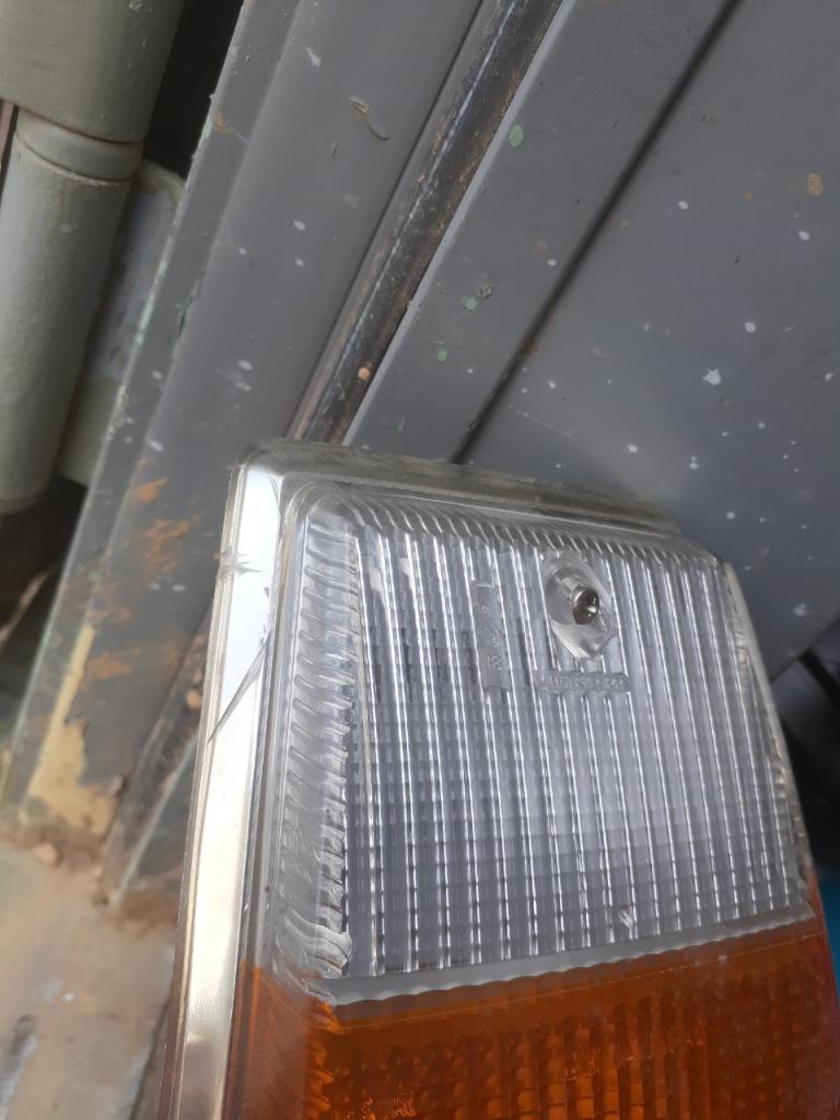 Platine PEUGEOT 504 Break LesAnciennes.com