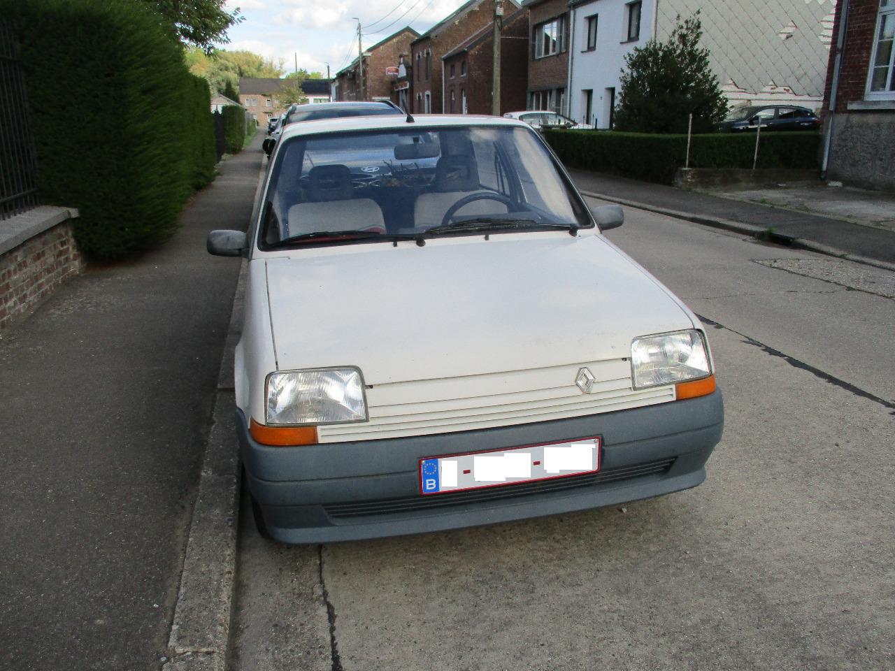 RENAULT 5 (R5) Commerciale - 1988 LesAnciennes.com
