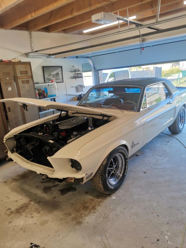 FORD Mustang Hardtop - 1968 LesAnciennes.com