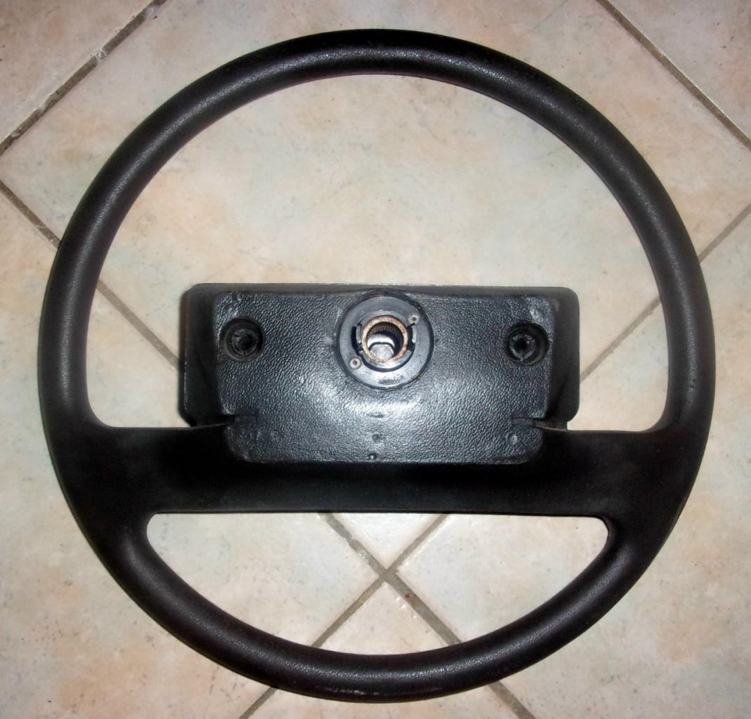 Volant RENAULT 5 (R5) GTL 1985 LesAnciennes.com