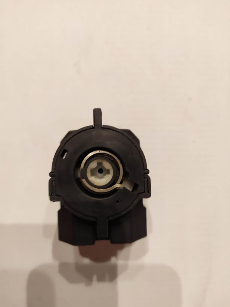 Antivol de direction BMW E53 LesAnciennes.com