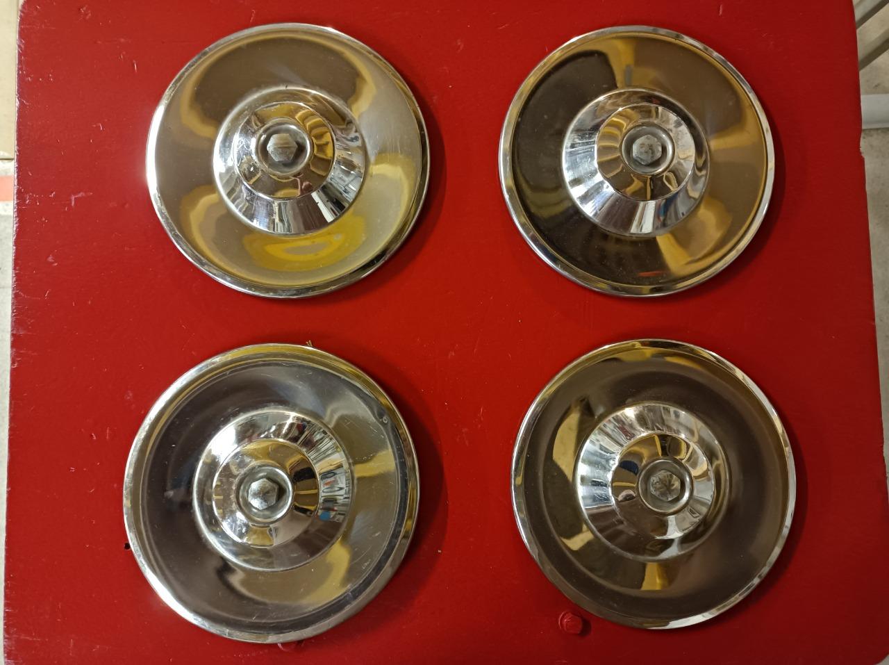 Enjoliveurs PEUGEOT 604 LesAnciennes.com