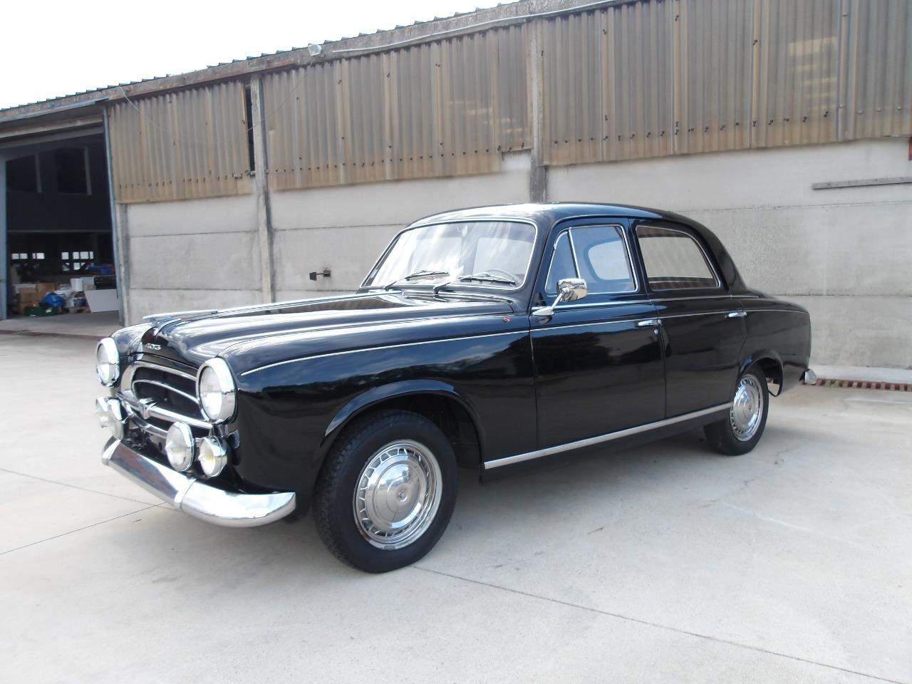 PEUGEOT 403 - 1964 LesAnciennes.com