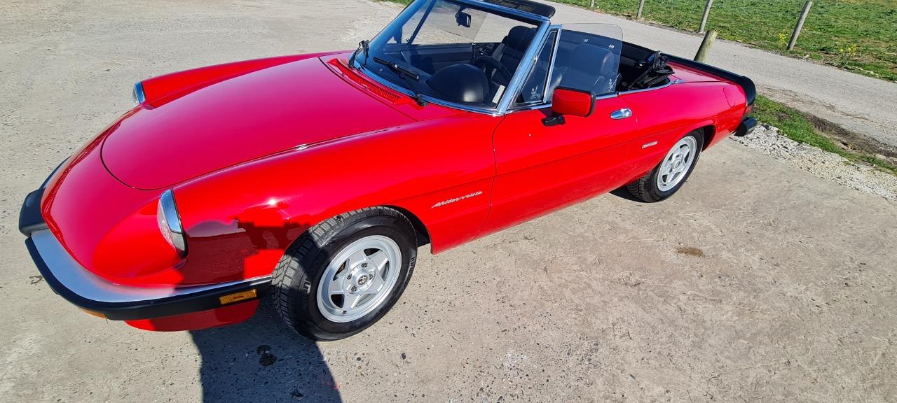 ALFA ROMEO Spider veloce - 1986 LesAnciennes.com