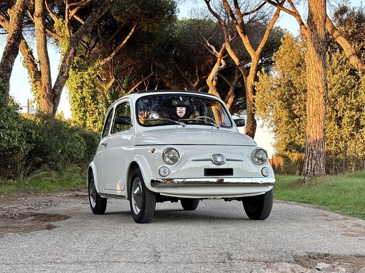 1970 Fiat 500  F LesAnciennes.com