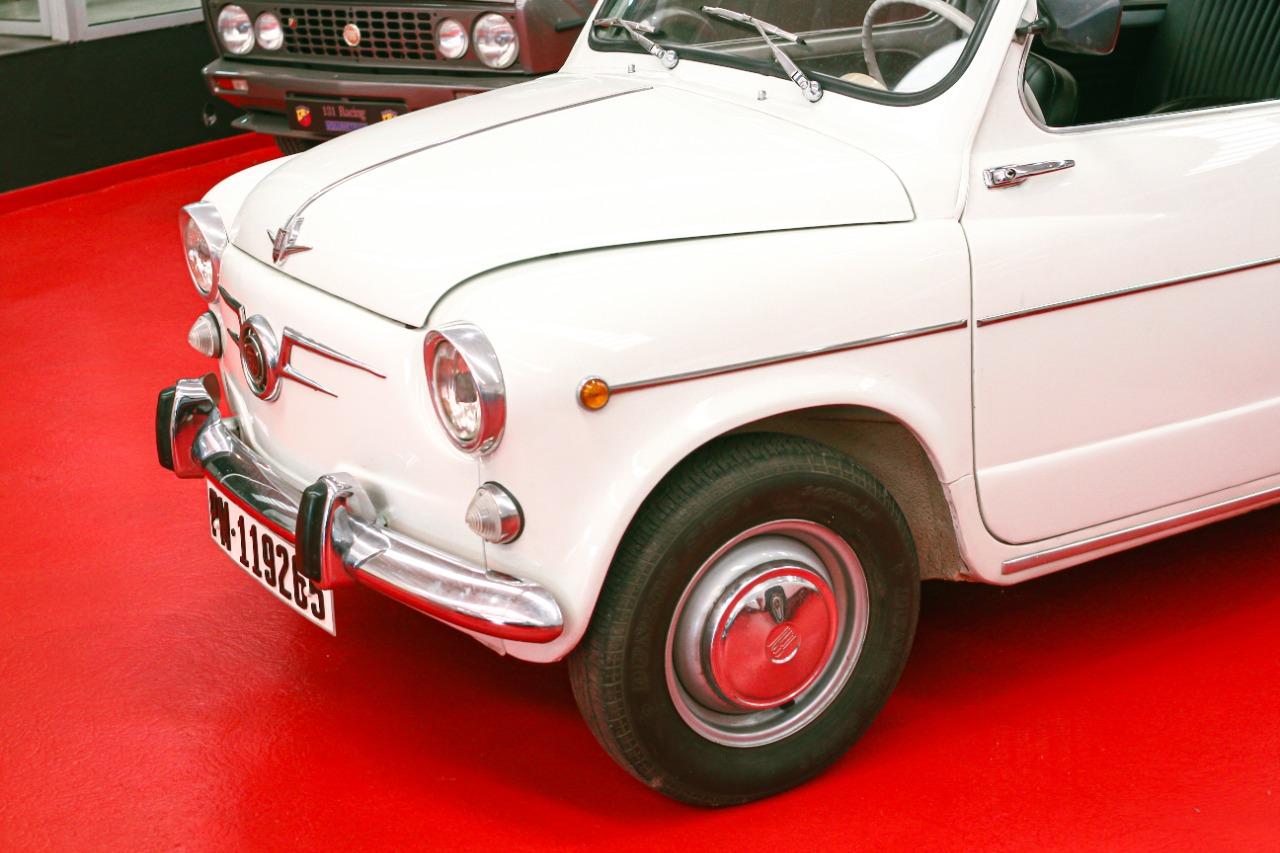 SEAT 600 D - 1968 LesAnciennes.com