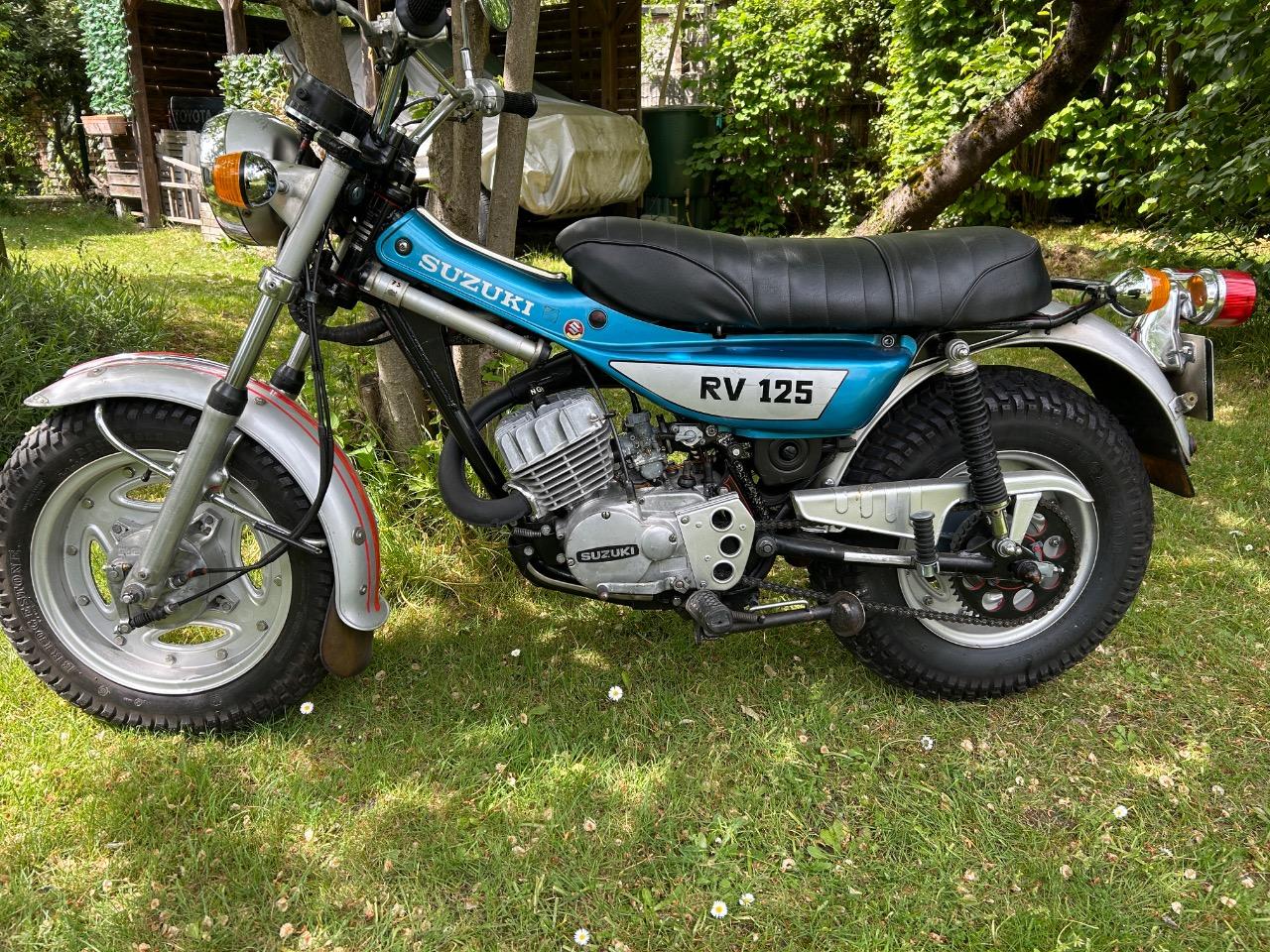 SUZUKI RV 125 VanVan - 1975 LesAnciennes.com