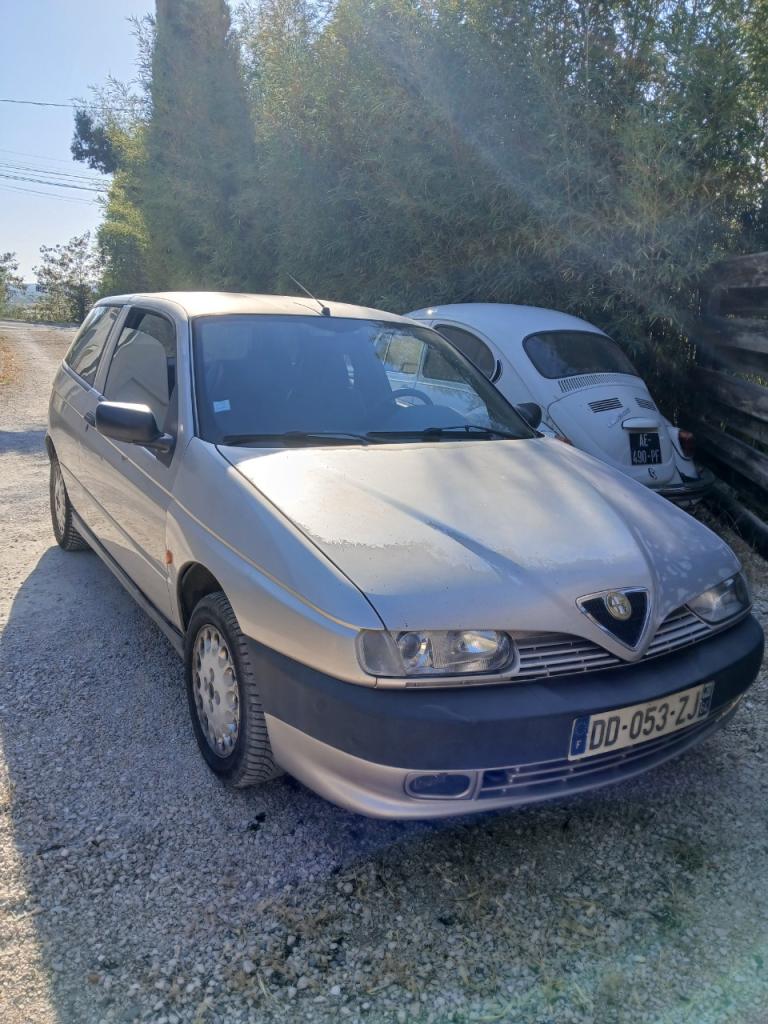 ALFA ROMEO 145 - 1995 LesAnciennes.com