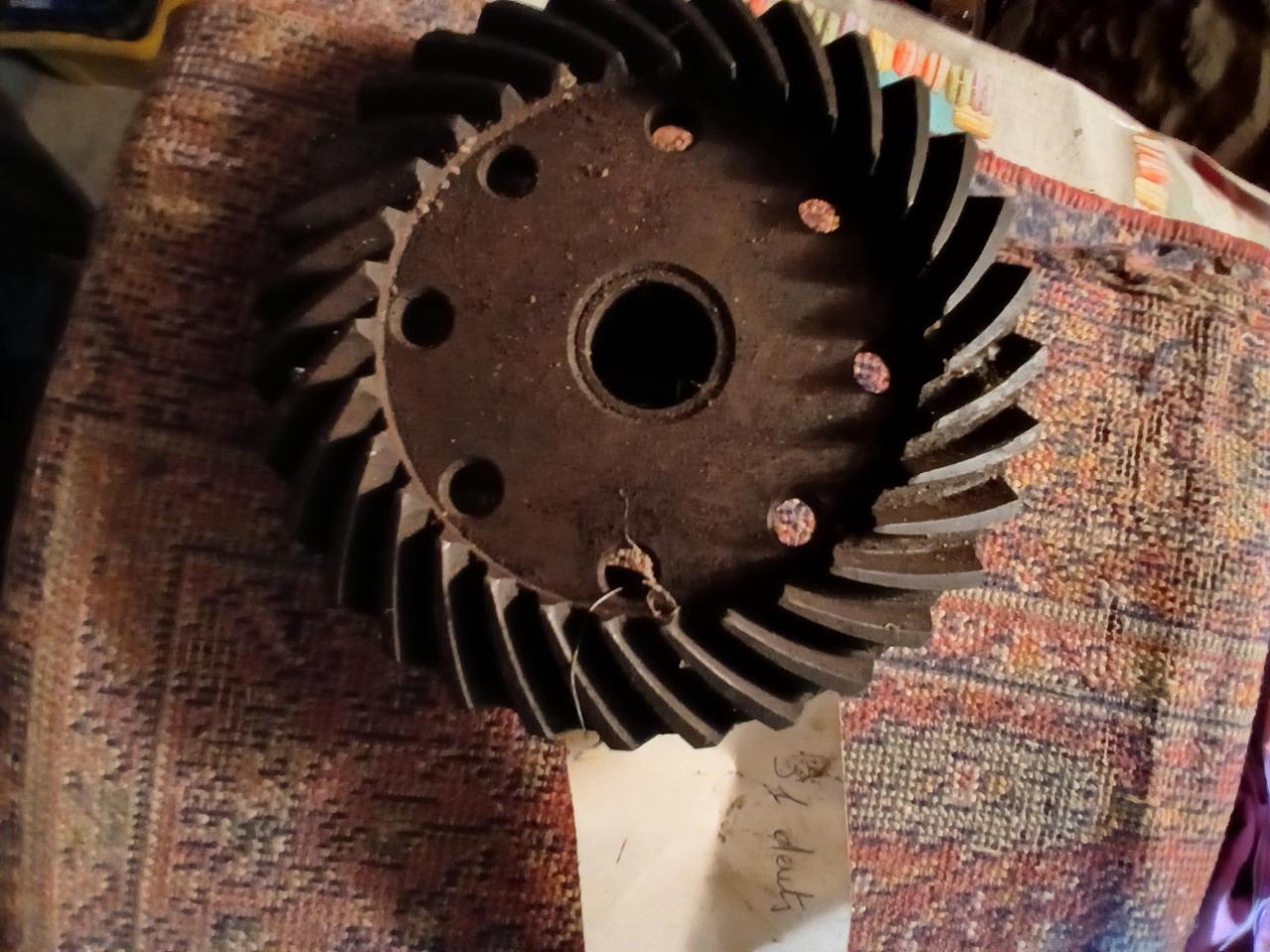 Couronne de boite CITROEN Traction 11 B LesAnciennes.com