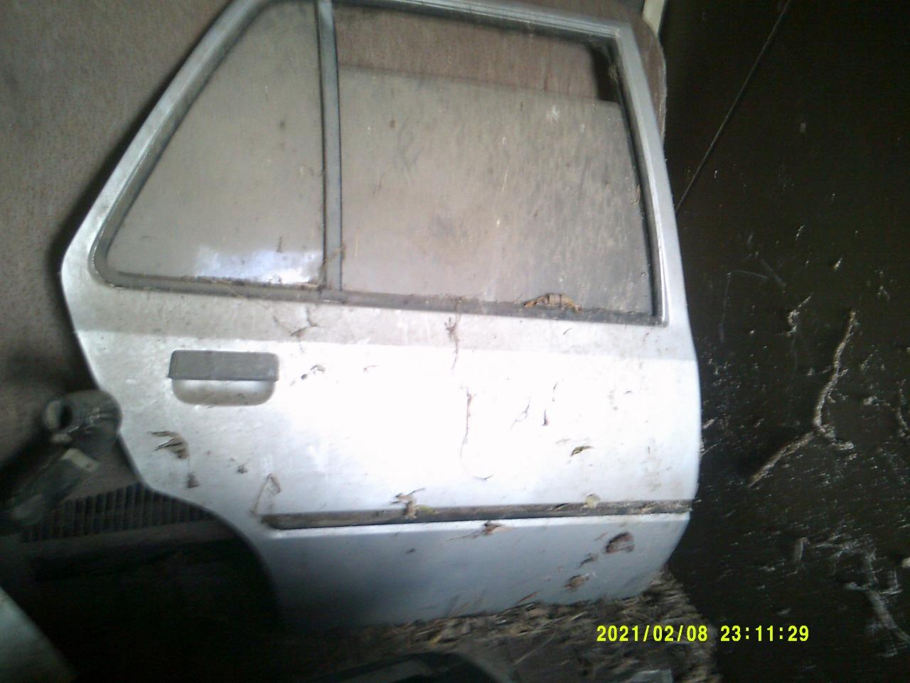 Porte PEUGEOT 205 5 PORTES LesAnciennes.com