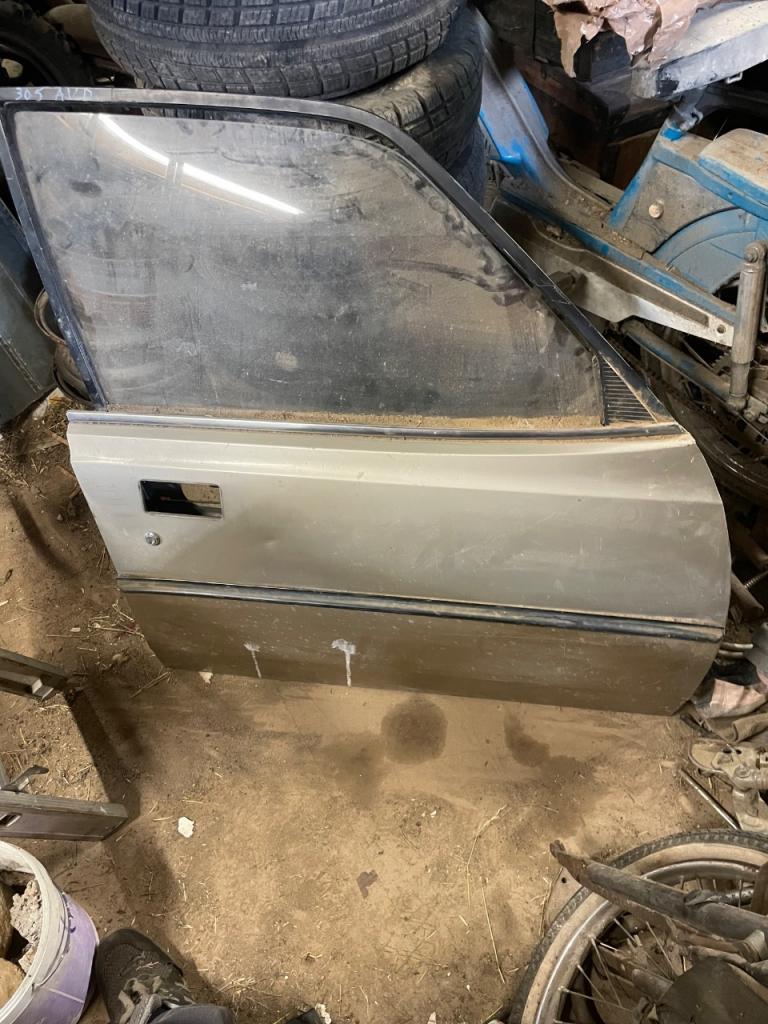 Porte PEUGEOT 305 LesAnciennes.com