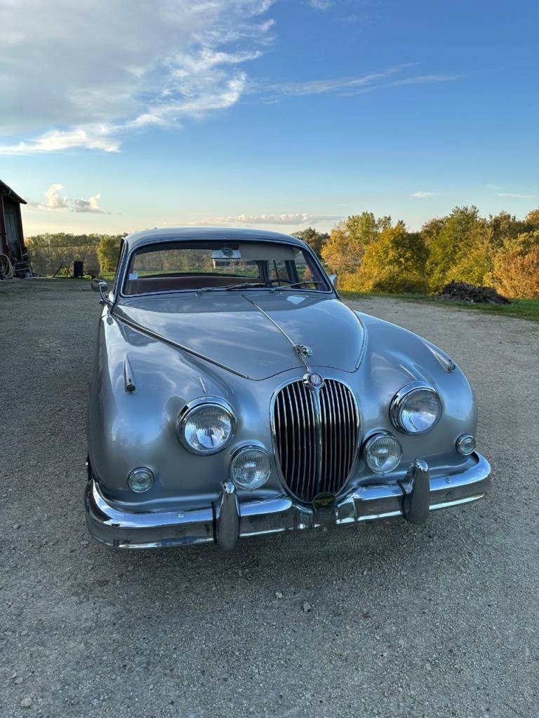 JAGUAR MK2 3.8L - 1962 LesAnciennes.com