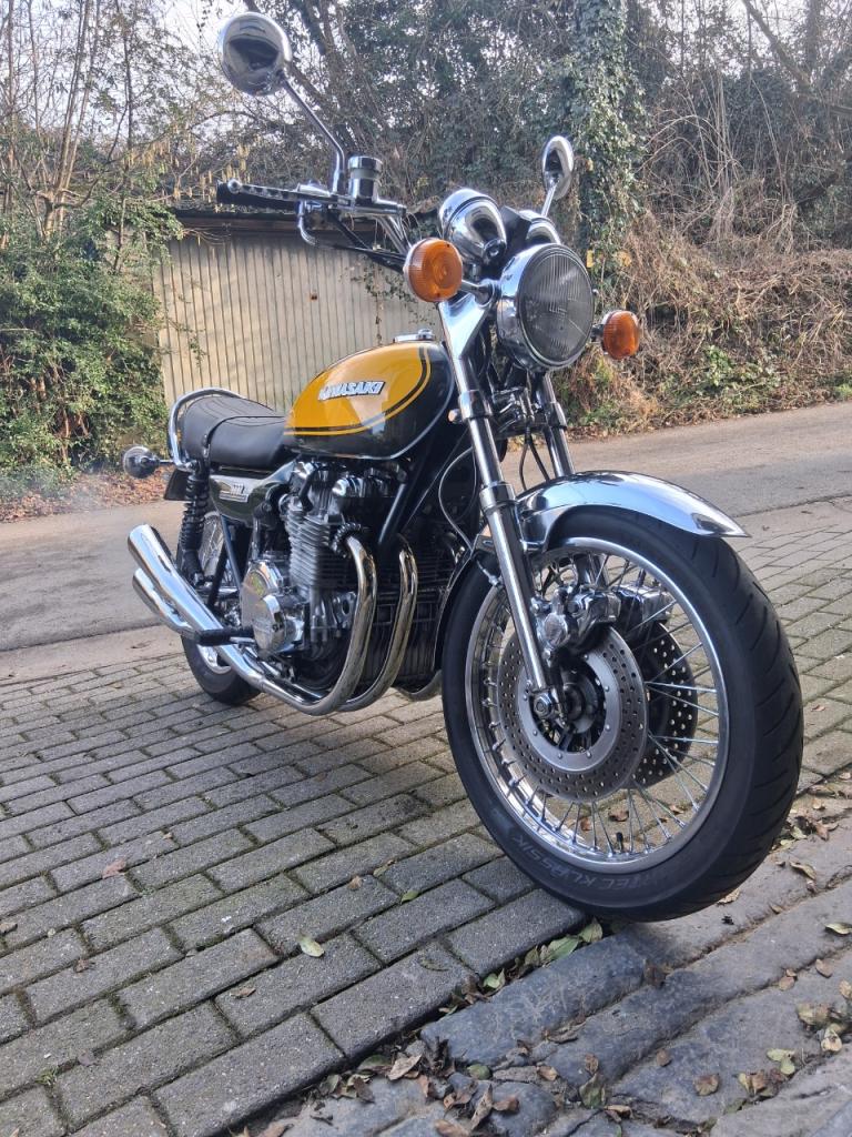KAWASAKI 900 Z1 - 1976 LesAnciennes.com