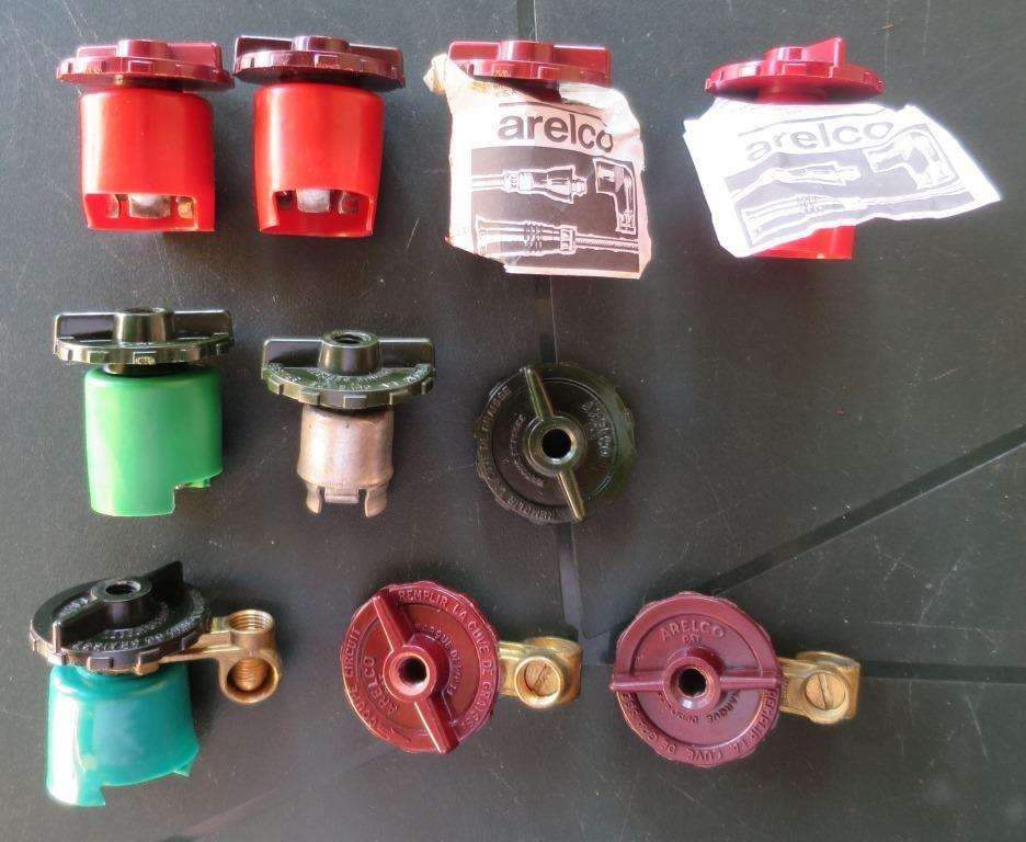 Cosses de batterie NOS ARECO, FOCA et divers LesAnciennes.com