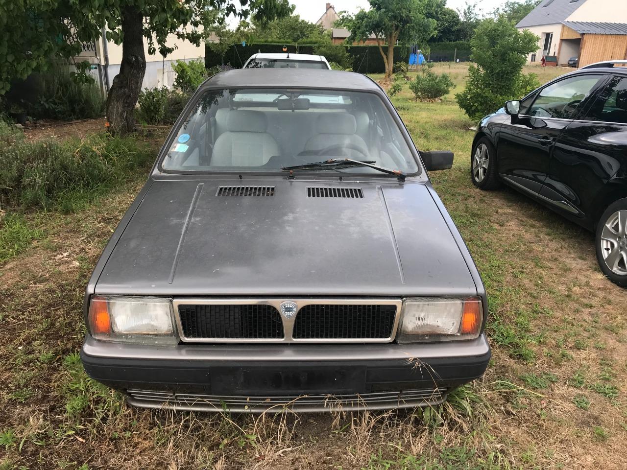 LANCIA Delta 1300 - 1987 LesAnciennes.com