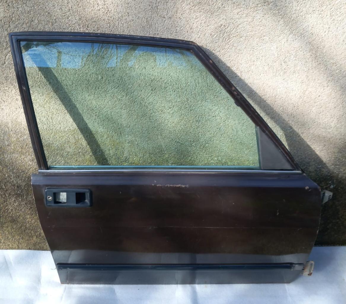 ALFA ROMEO Alfetta berlina porte avant droite d'o LesAnciennes.com
