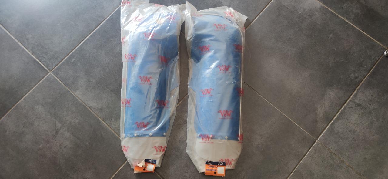 Protège jambes PEUGEOT 102 NMT LesAnciennes.com