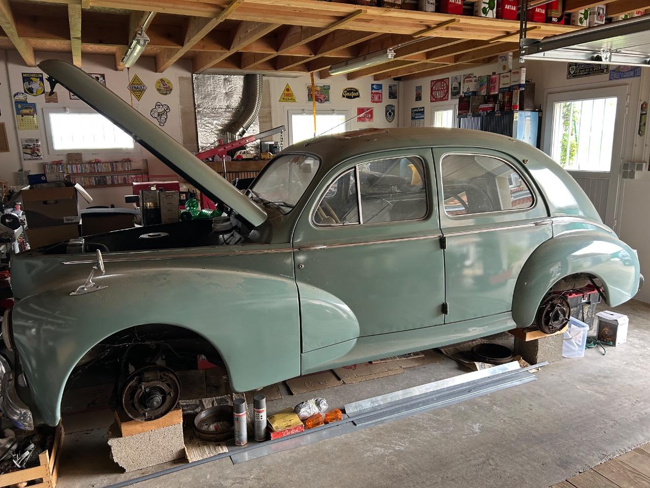 PEUGEOT 203 Berline - 1958 LesAnciennes.com