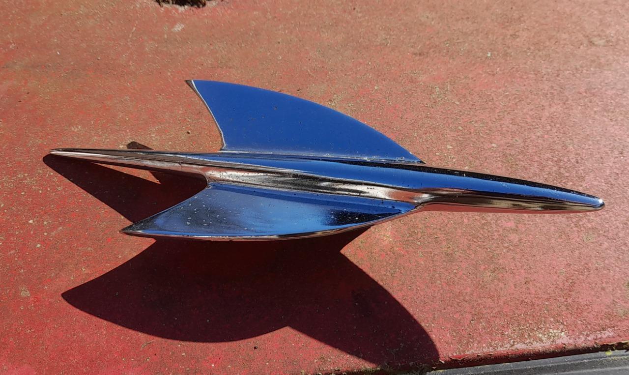 Mascotte de capot Simca LesAnciennes.com