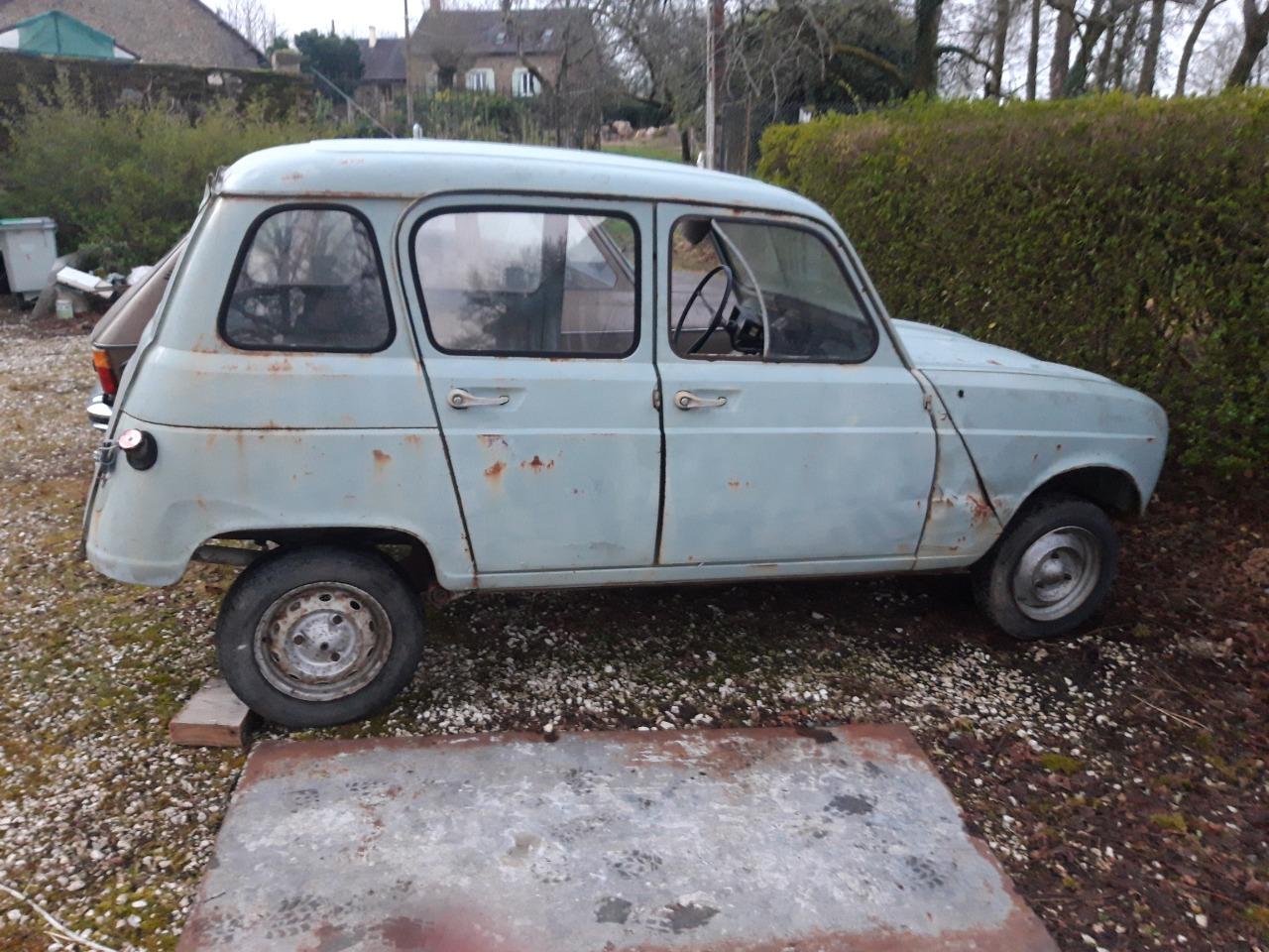RENAULT 4 (R4) - 1962 LesAnciennes.com