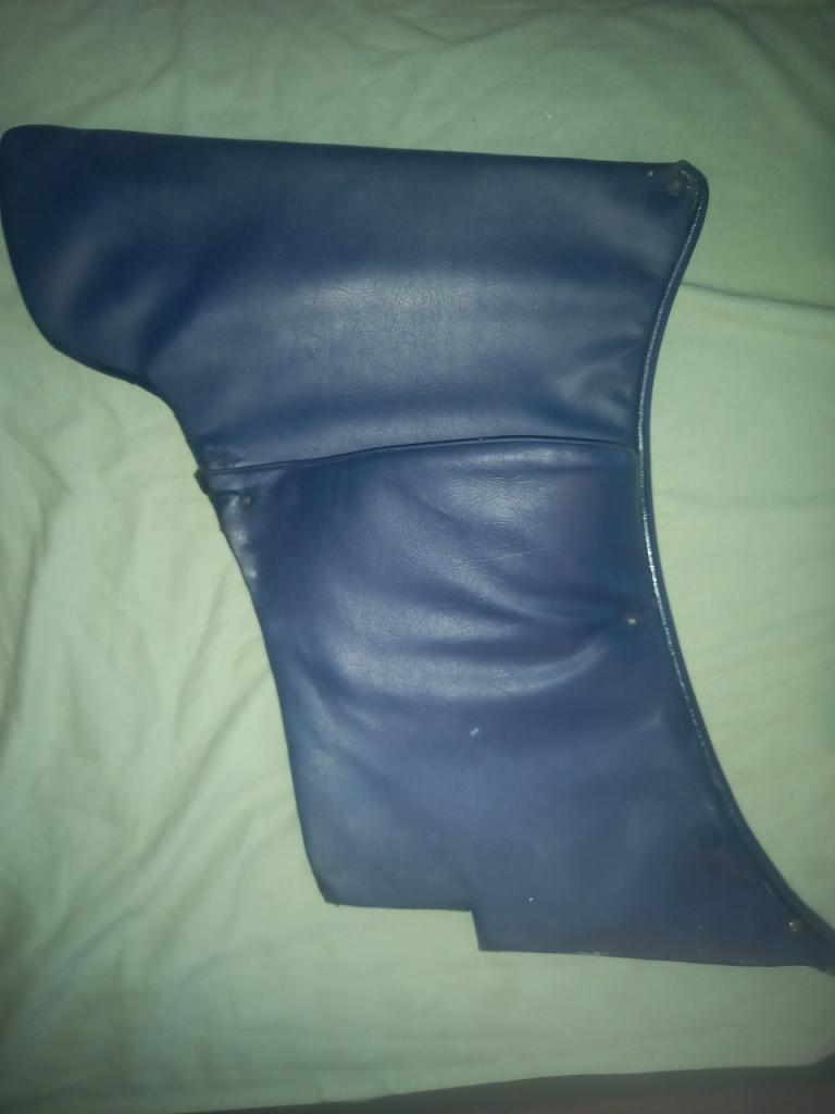 Habillage RENAULT Caravelle LesAnciennes.com