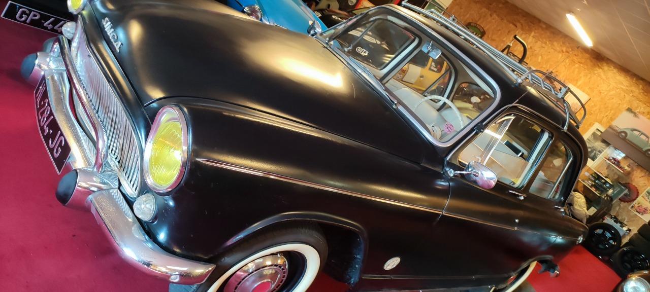 SIMCA Aronde p60 - 1961 LesAnciennes.com