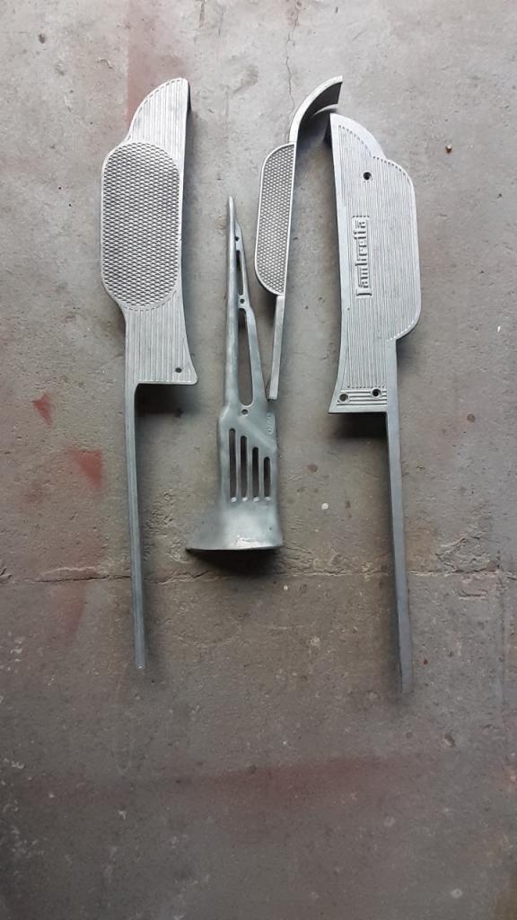 Rech marchepieds Lambretta LesAnciennes.com