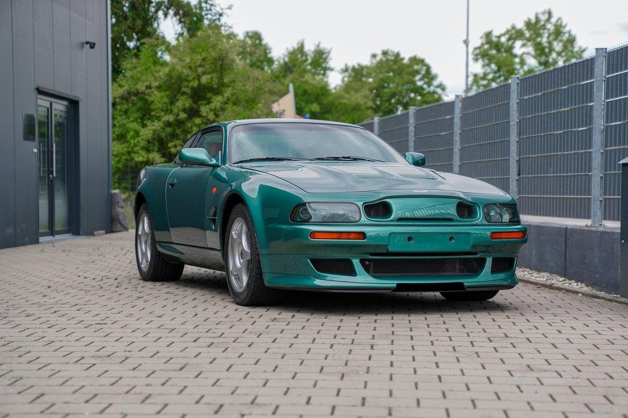 2000 Aston Martin Vantage Le Mans V600 LesAnciennes.com