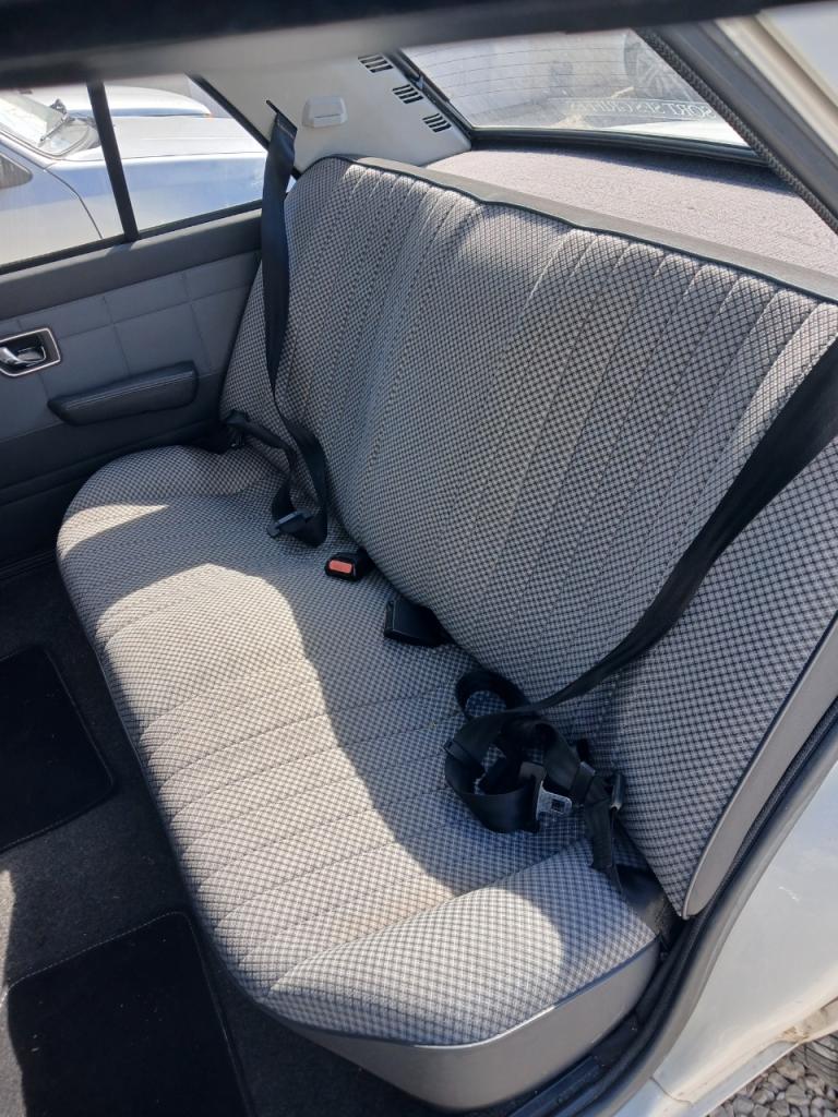 1987 Peugeot 305, foto 5