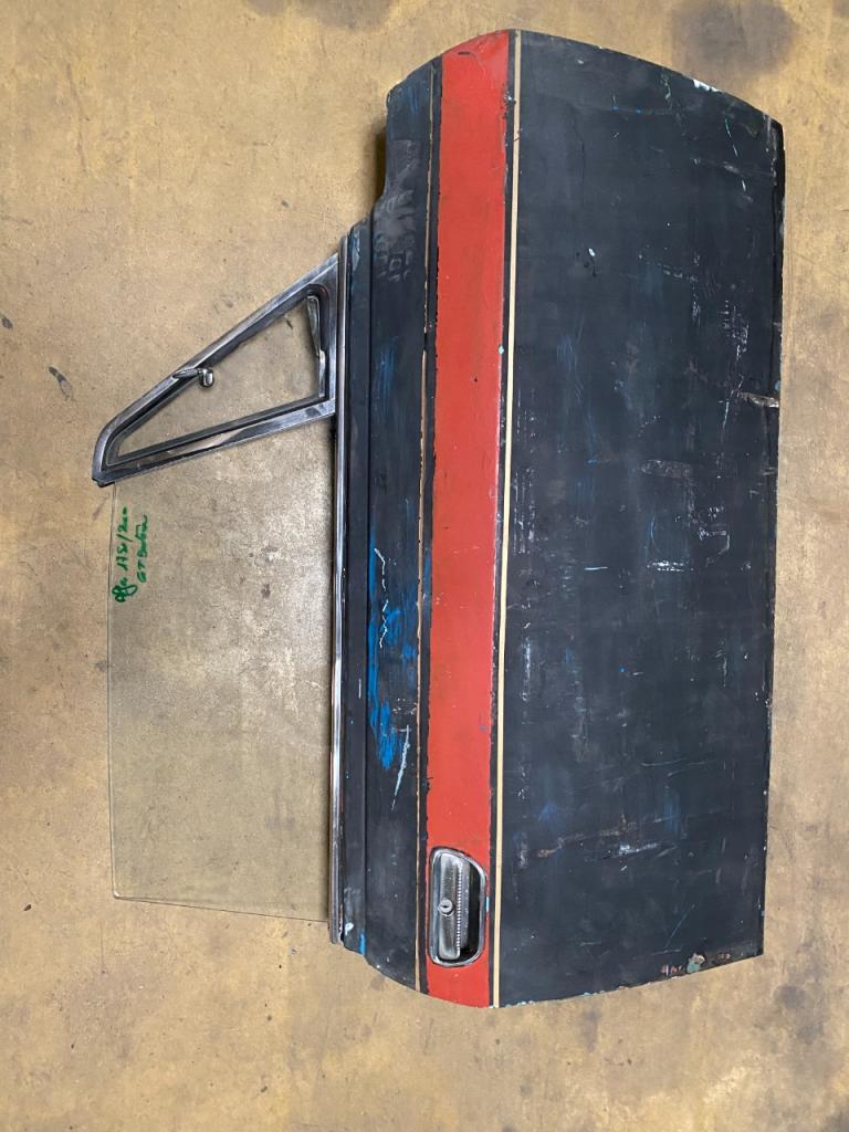 ALFA ROMEO 1750 coupe bertone porte LesAnciennes.com