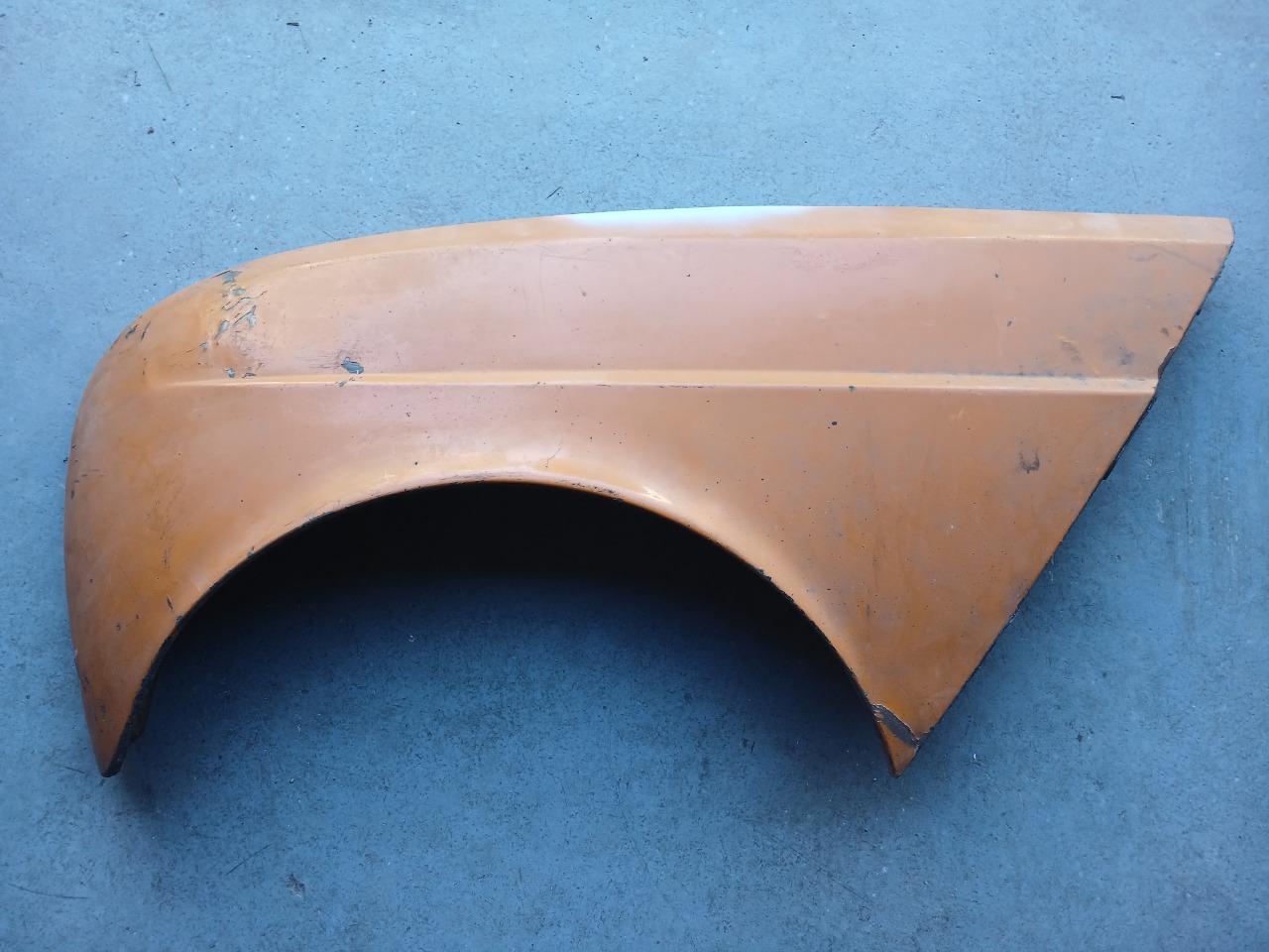 Aile avant gauche RENAULT 4 (R4) LesAnciennes.com