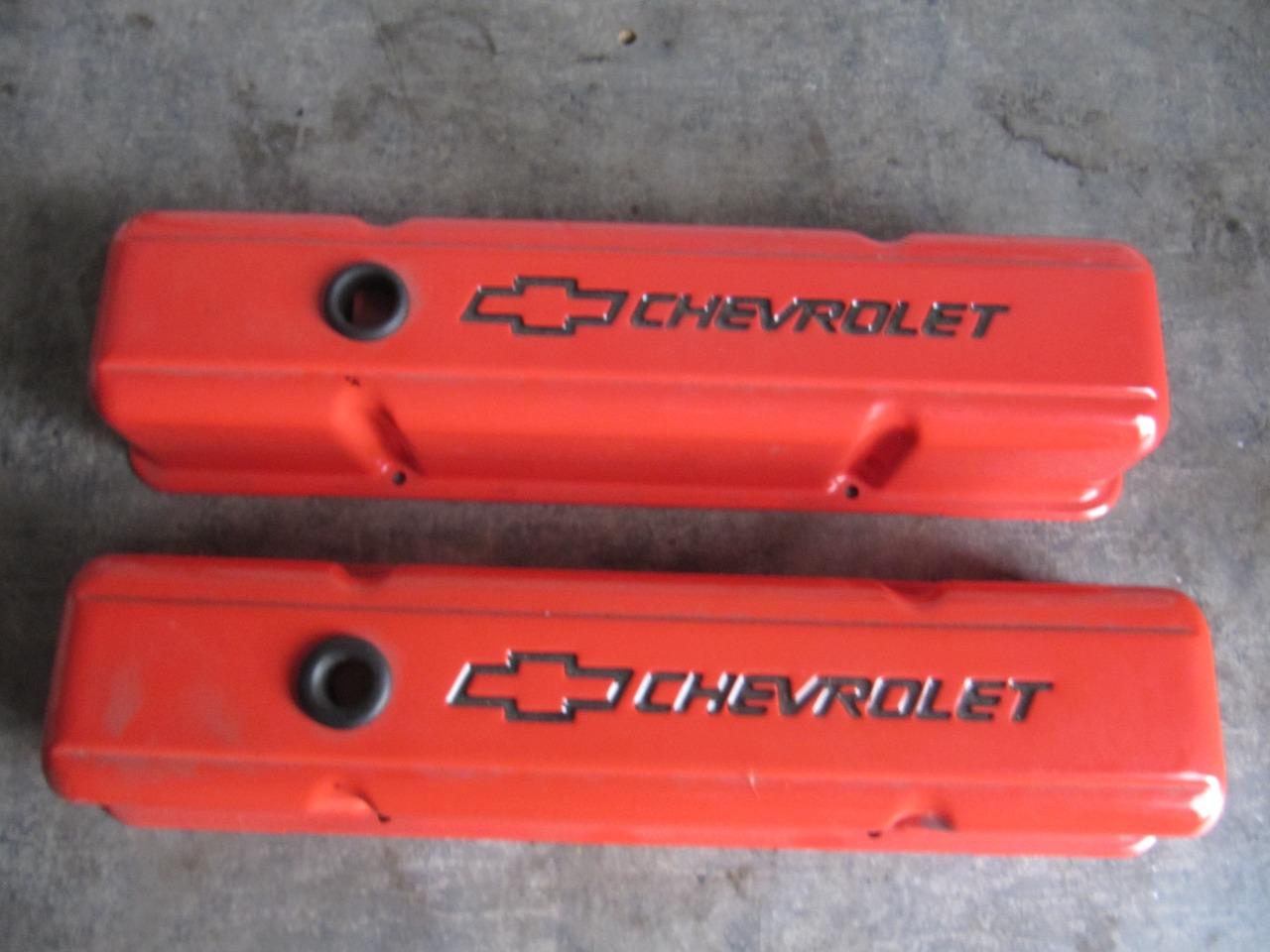 Cache culbuteur LesAnciennes.com