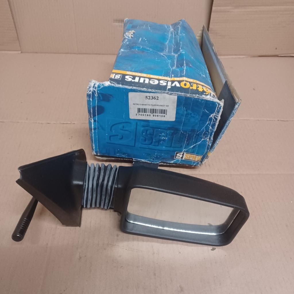 Rétroviseur manuel droit Peugeot 405 I LesAnciennes.com