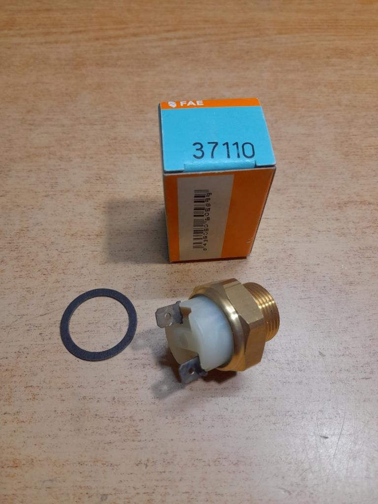 Thermocontact de radiateur Ford Escort fiesta LesAnciennes.com