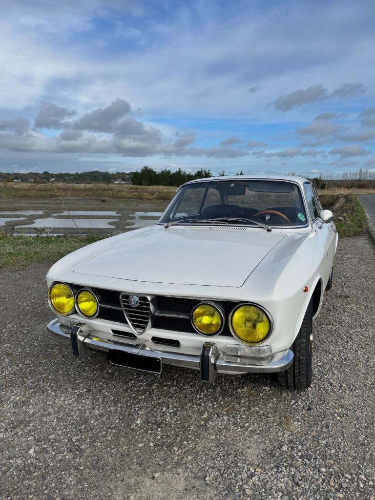 ALFA ROMEO 1750 Bertone / Veloce - 1970 LesAnciennes.com