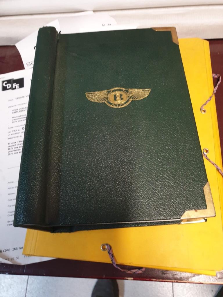 Livre de bord Bentley LesAnciennes.com