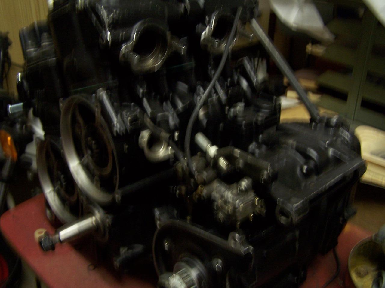 SUZUKI RG 500 HM31A - 1988 LesAnciennes.com