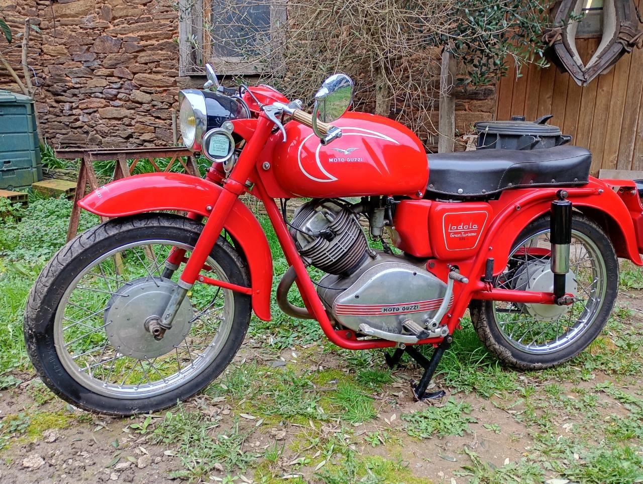 MOTO GUZZI Gran Turismo 235 GT 235 - 1962 LesAnciennes.com
