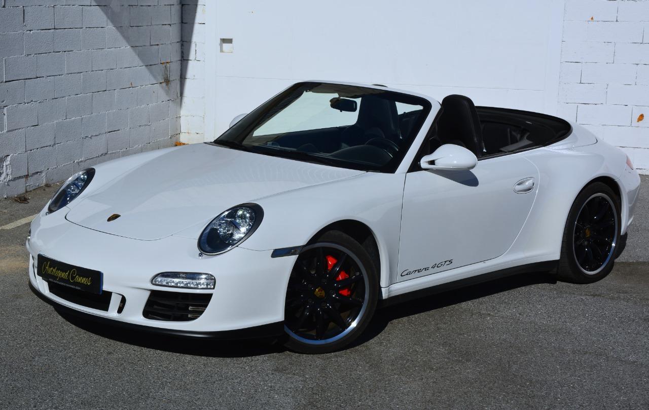 PORSCHE 911 997 GTS Cab LesAnciennes.com
