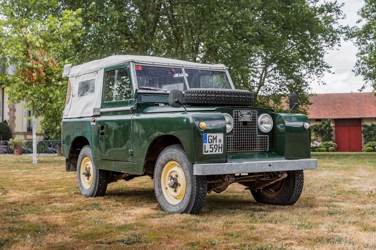 1964 Land Rover Series IIA Santana 88" LesAnciennes.com